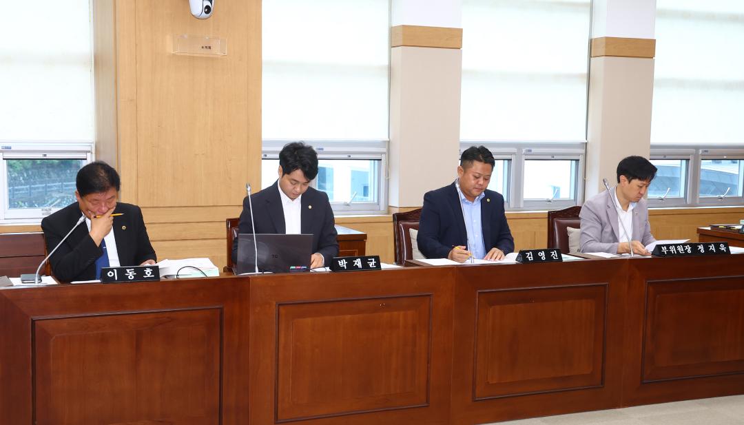 '제347회 제3차 농림수산위원회' 게시글의 사진(13) '2026-07-10 제347회 제3차 농림수산위원회 (13).jpg'