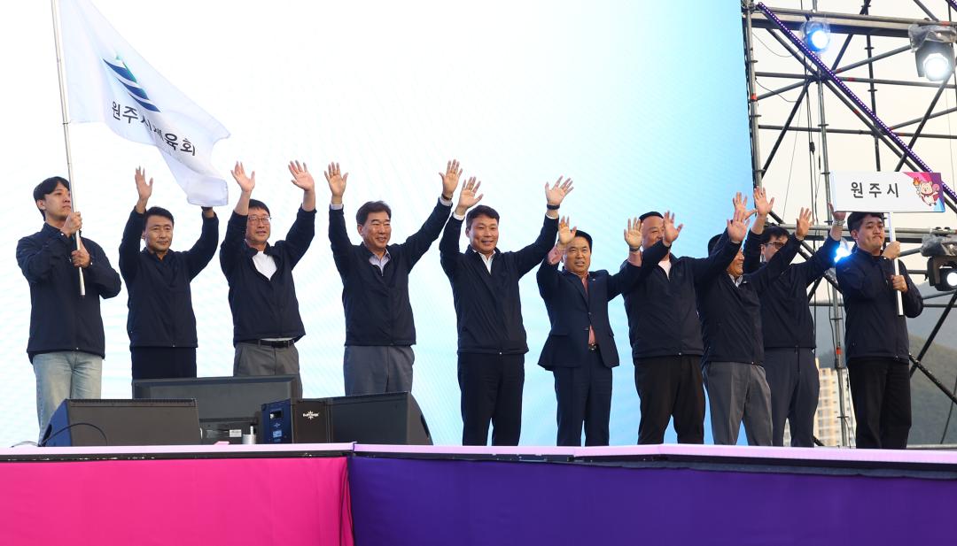 '제33회 강원특별자치도민생활체육대회 개회식' 게시글의 사진(72) '2025-09-26 제33회 강원특별자치도민생활체육대회 개회식 (73).jpg'