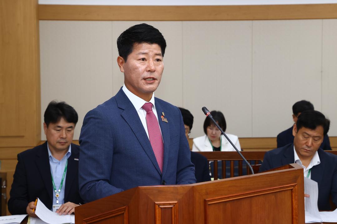 '제346회 제1차 의회운영위원회' 게시글의 사진(17) '2026-06-09 제346회 제1차 의회운영위원회 (17).jpg'