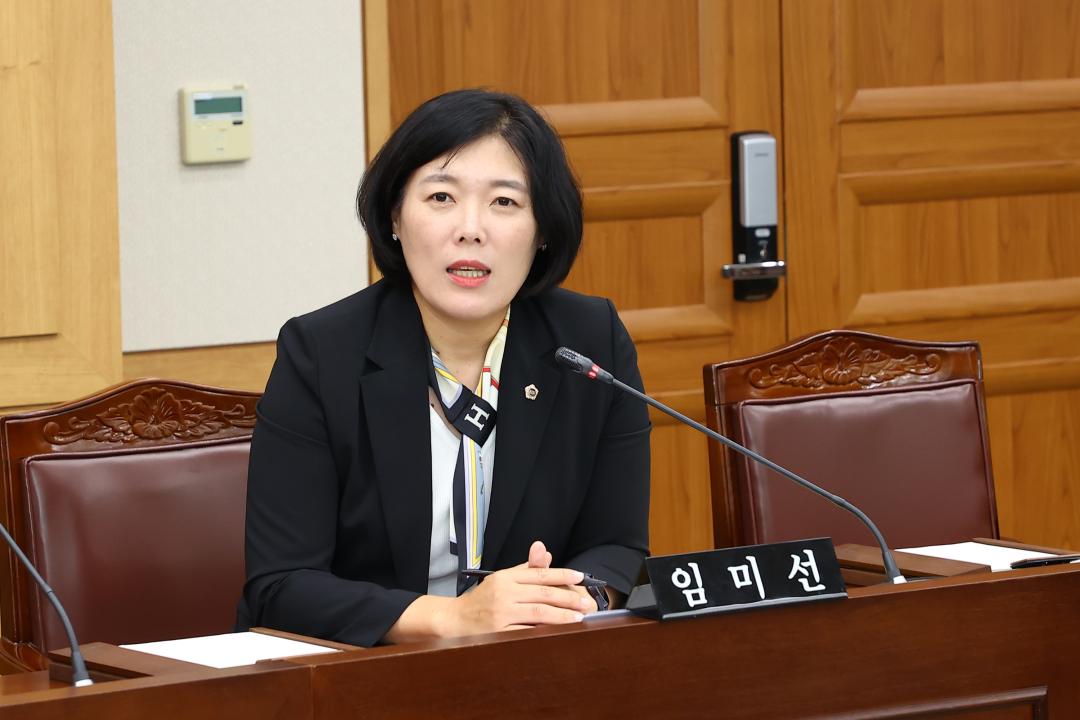 '제341회 전임 최문순 도정의 알펜시아 리조트 졸속 매각 및 레고랜드 부당 지원 의혹에 관한 진상조사 특별위원회' 게시글의 사진(19) '2025-10-22 제341회 전임 최문순 도정의 알펜시아 리조트 졸속 매각 및 레고랜드 부당 지원 의혹에 관한 진상조사 특별위원회 (19).jpg'