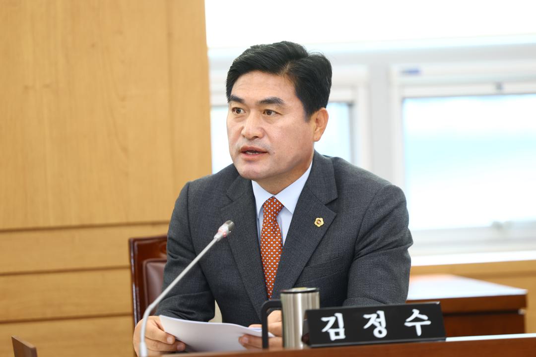 '2025년도 농림수산위원회 행정사무감사(산림환경국)' 게시글의 사진(20) '2025-11-07 2025년도 농림수산위원회 행정사무감사(산림환경국) (20).jpg'