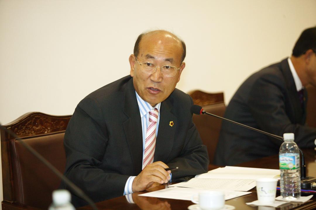 '수산자원연구소 현지 행정사무감사' 게시글의 사진(57) '2006-11-23 수산자원연구소 현지 행정사무감사 (57).jpg'