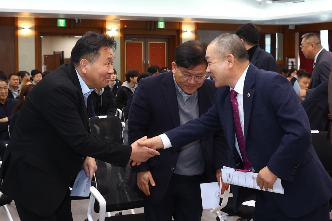 '강원특별자치도청 직장운동경기부 사격팀 창단식 및 신년 다짐회' 게시글의 사진(3) '2026-02-23 강원특별자치도청 직장운동경기부 사격팀 창단식 및 신년 다짐회 (3).jpg'