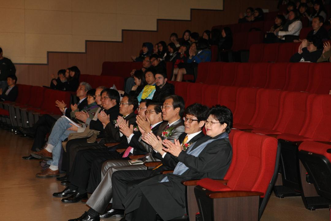 '제5회 국제대학생 평화영화제' 게시글의 사진(19) '2010-10-27 제5회 국제대학생 평화영화제 (19).jpg'