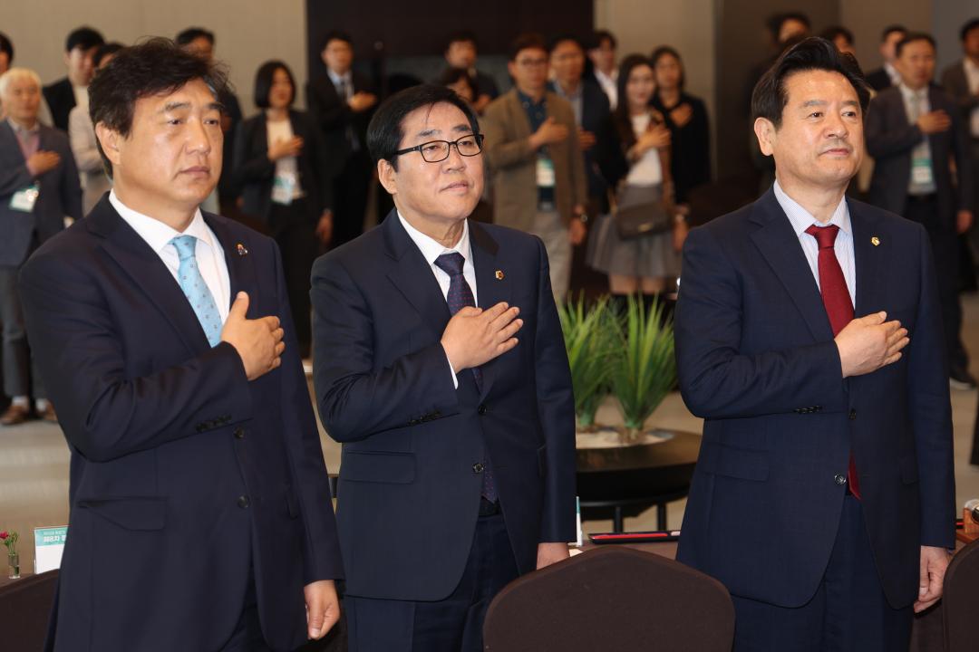 '대한민국 시도의회운영위원장협의회 제10대 후반기 제8차 정기회' 게시글의 사진(109) '2024-05-16 대한민국 시도의회운영위원장협의회 제10대 후반기 제8차 정기회 (111).jpg'