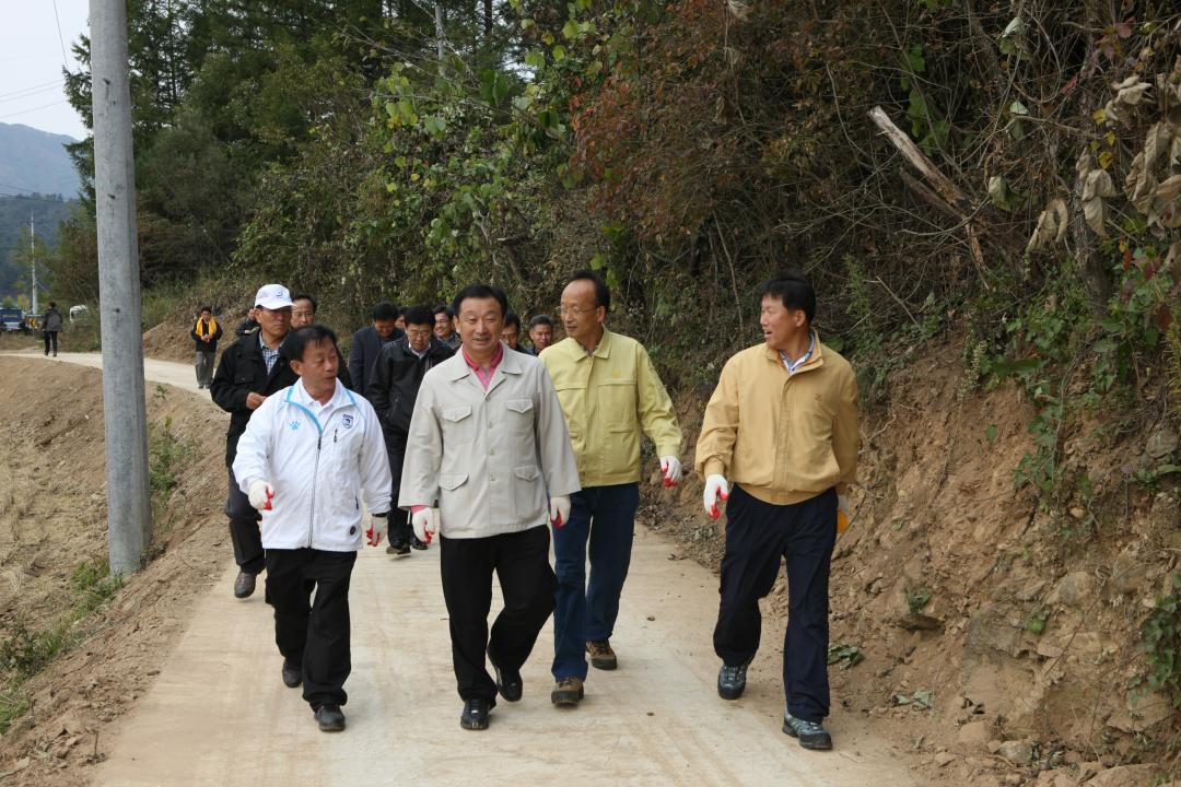 '농림수산위원회 농촌일손돕기 봉사활동' 게시글의 사진(31) '2010-10-19 농림수산위원회 농촌일손돕기 봉사활동 (31).jpg'