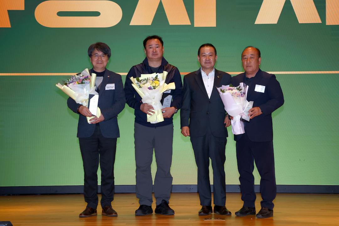 '제107회 전국동계체육대회 강원특별자치도 선수단 유공자 시상식' 게시글의 사진(25) '2026-03-31 제107회 전국동계체육대회 강원특별자치도 선수단 유공자 시상식 (25).jpg'