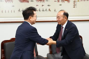 강원특별자치도의회 방문(육동한 춘천시장)