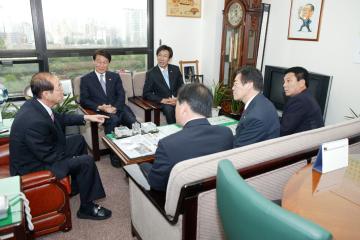 고성 국회연수원 건립 연기관련 국회협조방문